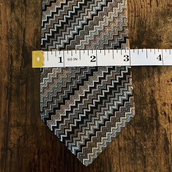 Vintage Missoni Silk Signature Skini zigzag Tie/ made in Italy - Picture 6 of 6